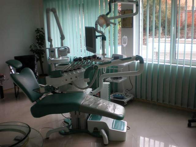 dentist